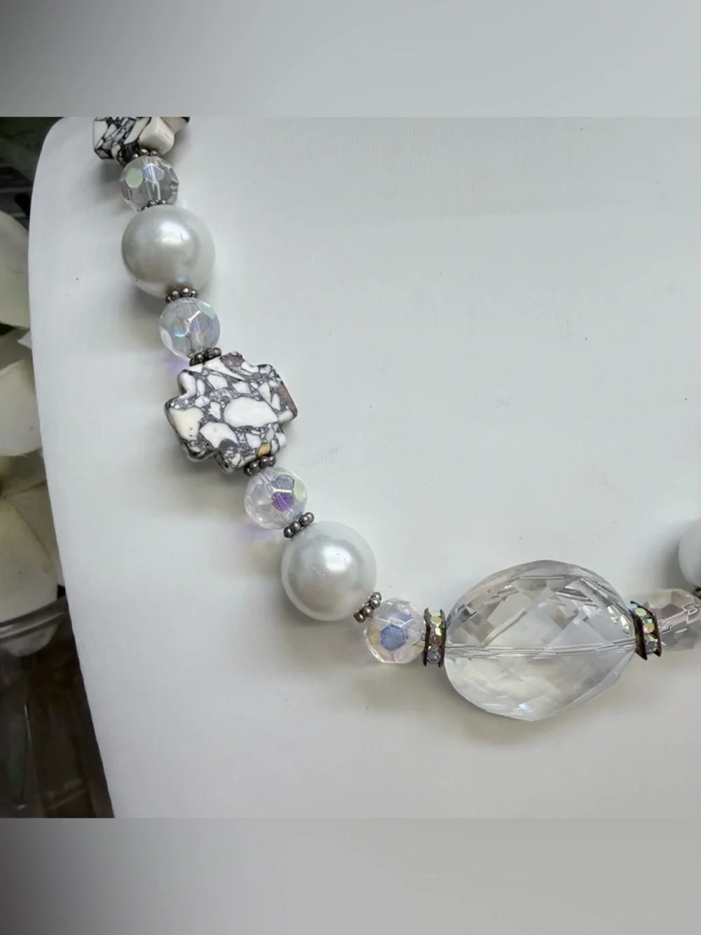 Beautiful crystal, silver and stone necklace